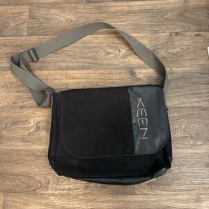 Keen Hybrid Transport MORTON MESSENGER Messenger U Bag‎ Sling Bag Black Color